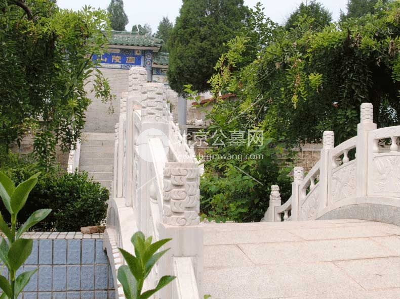 北京平谷经济型墓地盘点：归山陵园是合法陵园吗？具体位置在哪儿？官方购墓热线是多少？